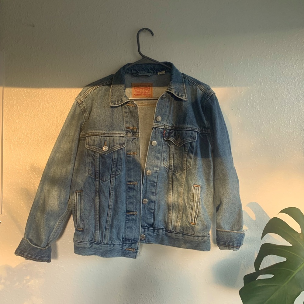Womens Levi’s Jean Jacket